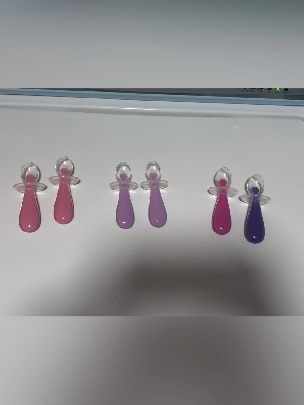 MUNCHKIN Silicone Baby Spoons / Set of 6